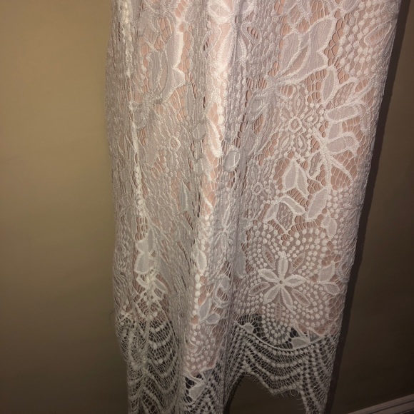 Alya floral lace overlay dress size small - Picture 3 of 10